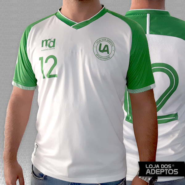 T-shirt com Escapulário Marinho Design